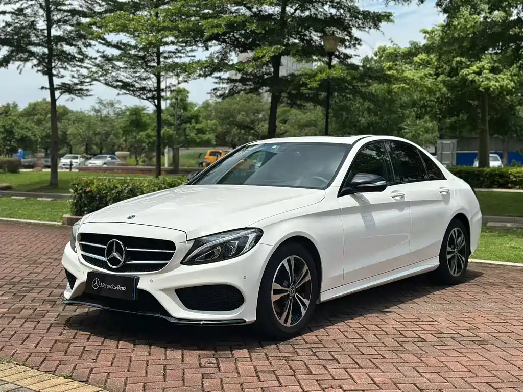 Mercedes-Benz C-Class 2017 — фото 1