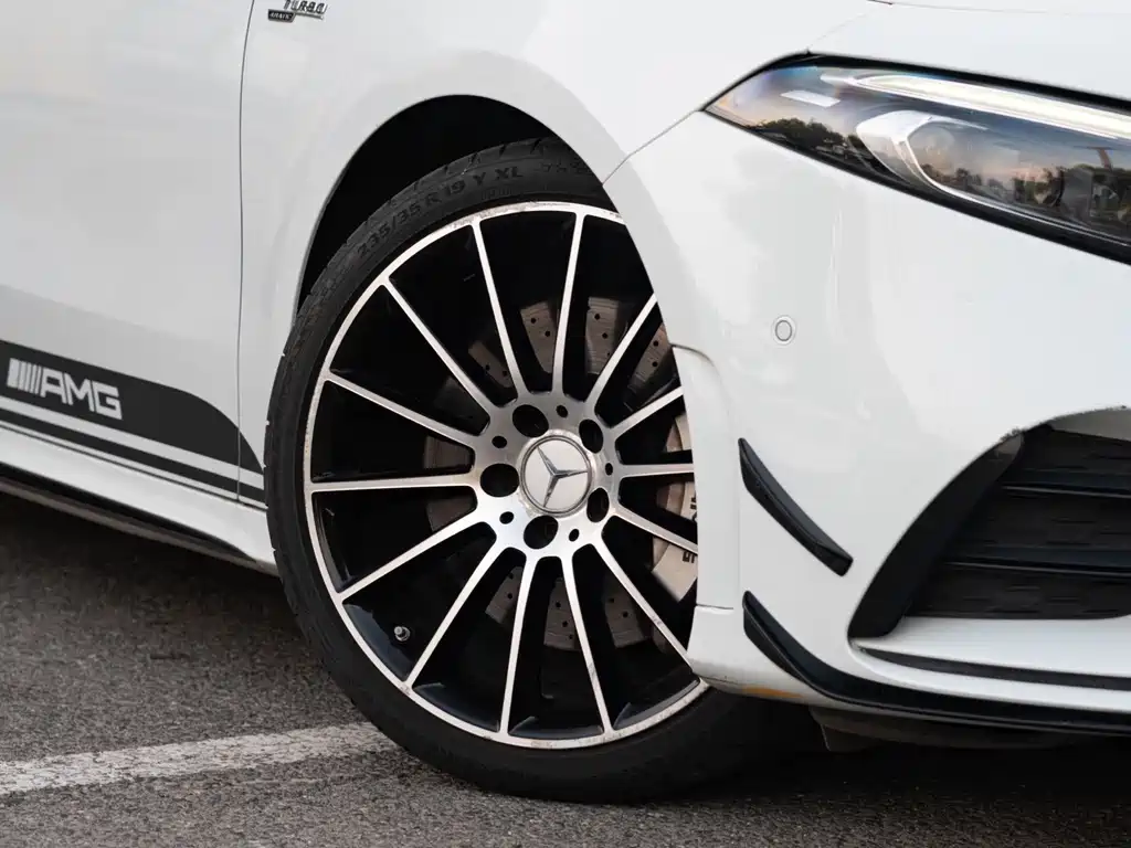Mercedes-Benz A-Class AMG 2021 — фото 6