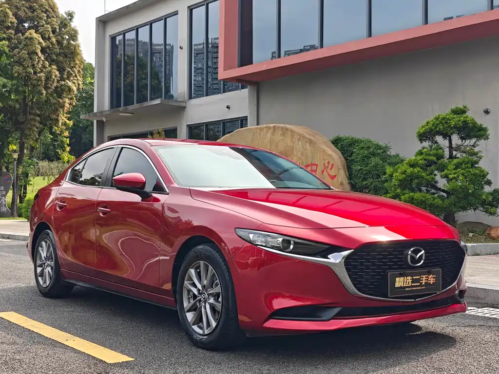 Mazda 3 Axela 2020 — фото 3