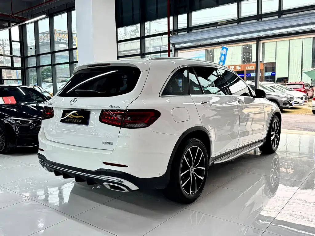 Mercedes-Benz GLC 2022 — фото 13