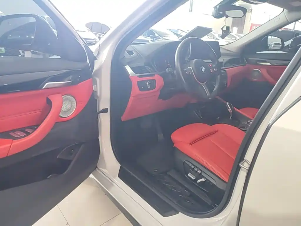 BMW X2 2022 — фото 16