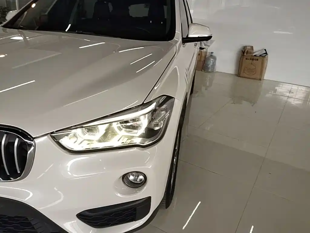 BMW X1 2017 — фото 24