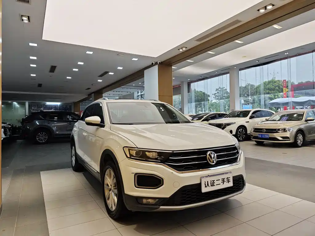 Volkswagen T-Roc 2019 — фото 5
