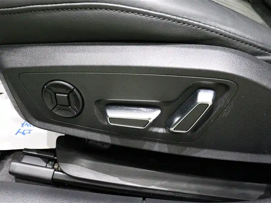 Audi A6L 2024 — фото 19