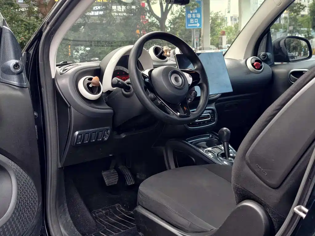 smart fortwo 2017 — фото 8