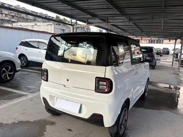 Geely Galaxy Panda 2023