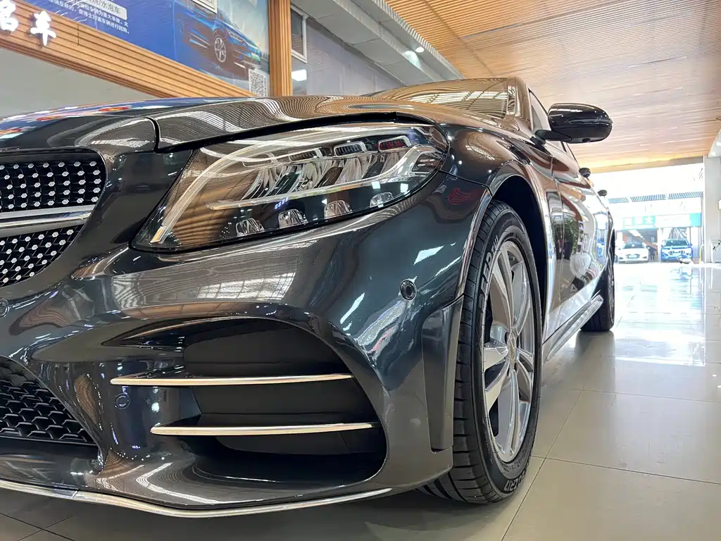 Mercedes-Benz C-Class 2020 — фото 18