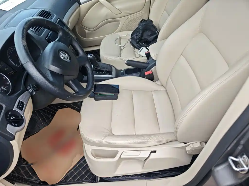 Skoda Octavia 2016 — фото 15