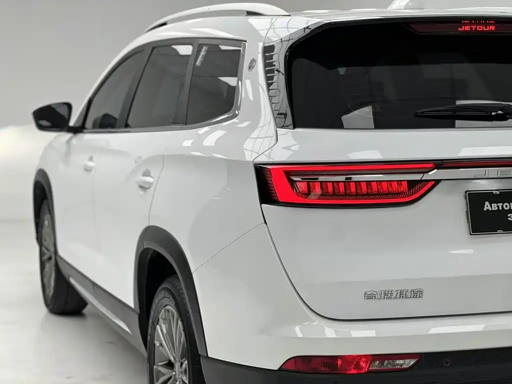 Jetour X90 PLUS 2022 — фото 10