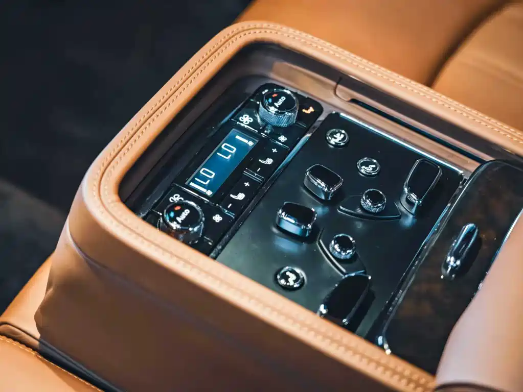 Bentley Mulsanne 2012 — фото 18
