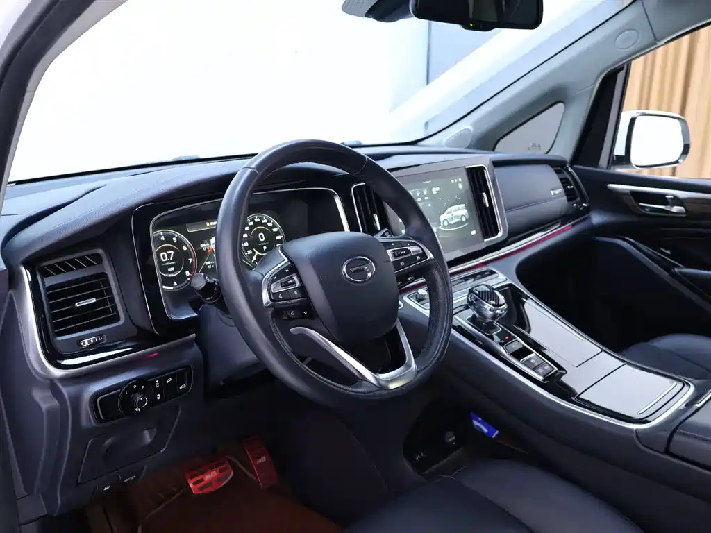 GAC Motor Trumpchi M8 2022 — фото 11