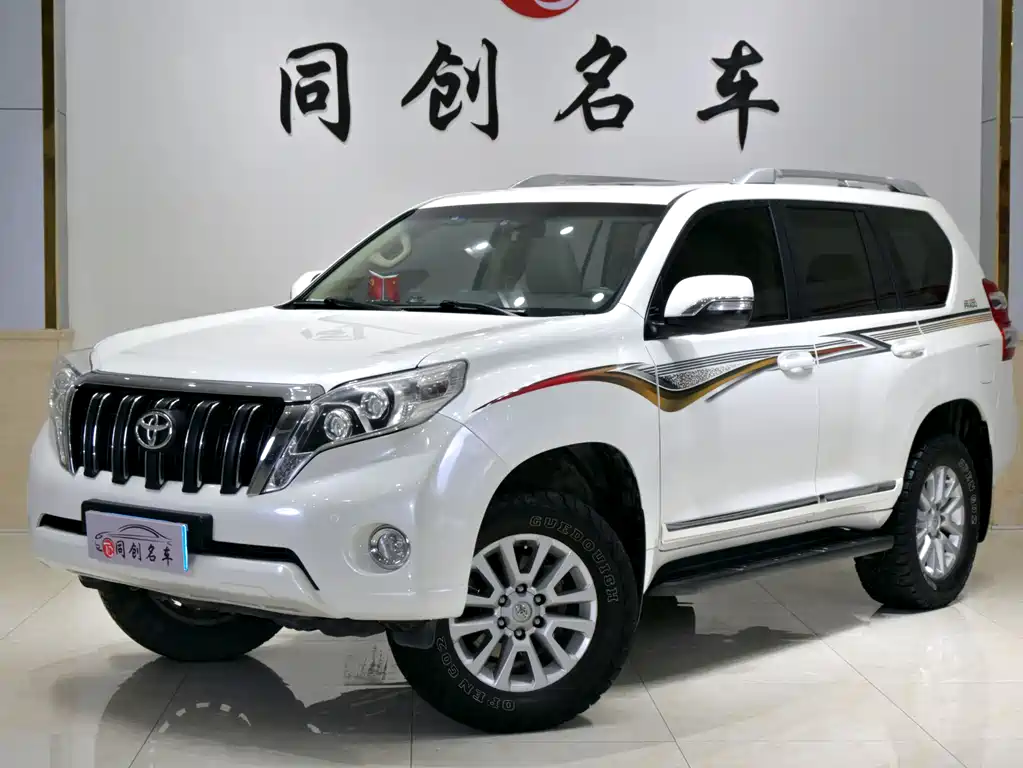 Toyota Prado 2017 — фото 1