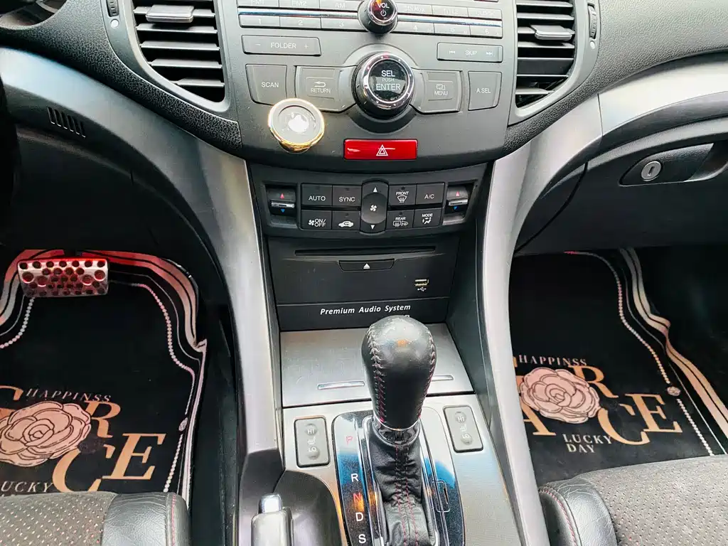Honda Spirior 2014 — фото 14