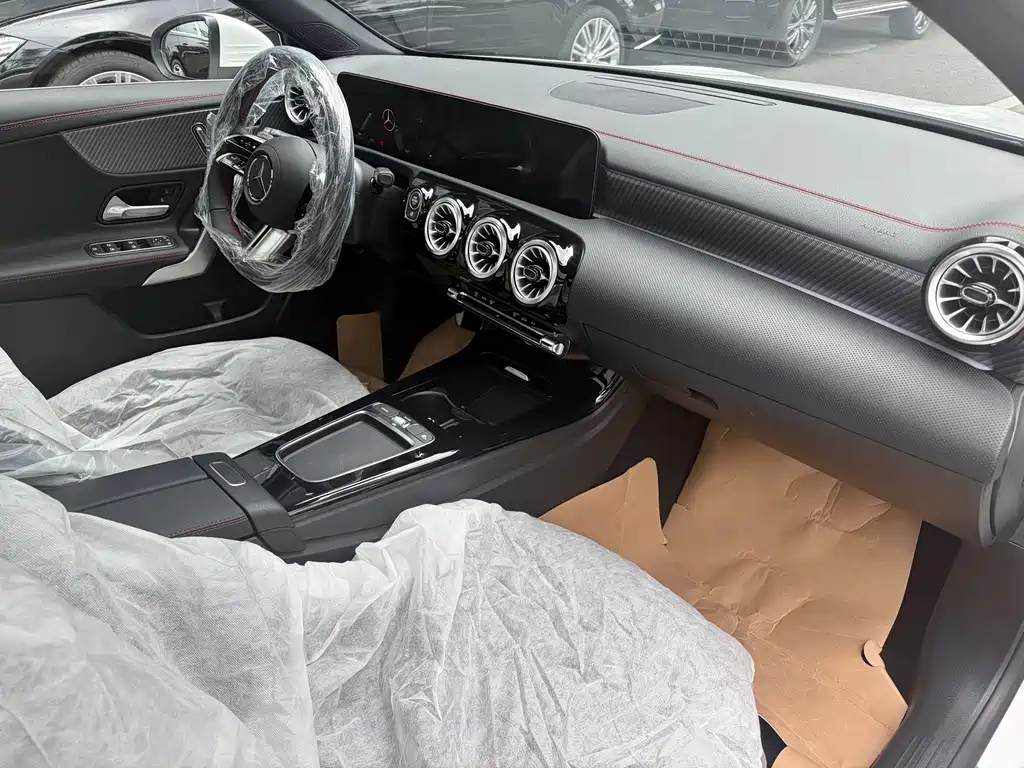 Mercedes-Benz A-Class 2026 — фото 15