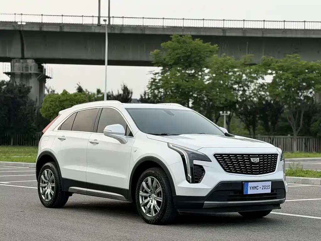 Cadillac XT4 2021 — фото 3