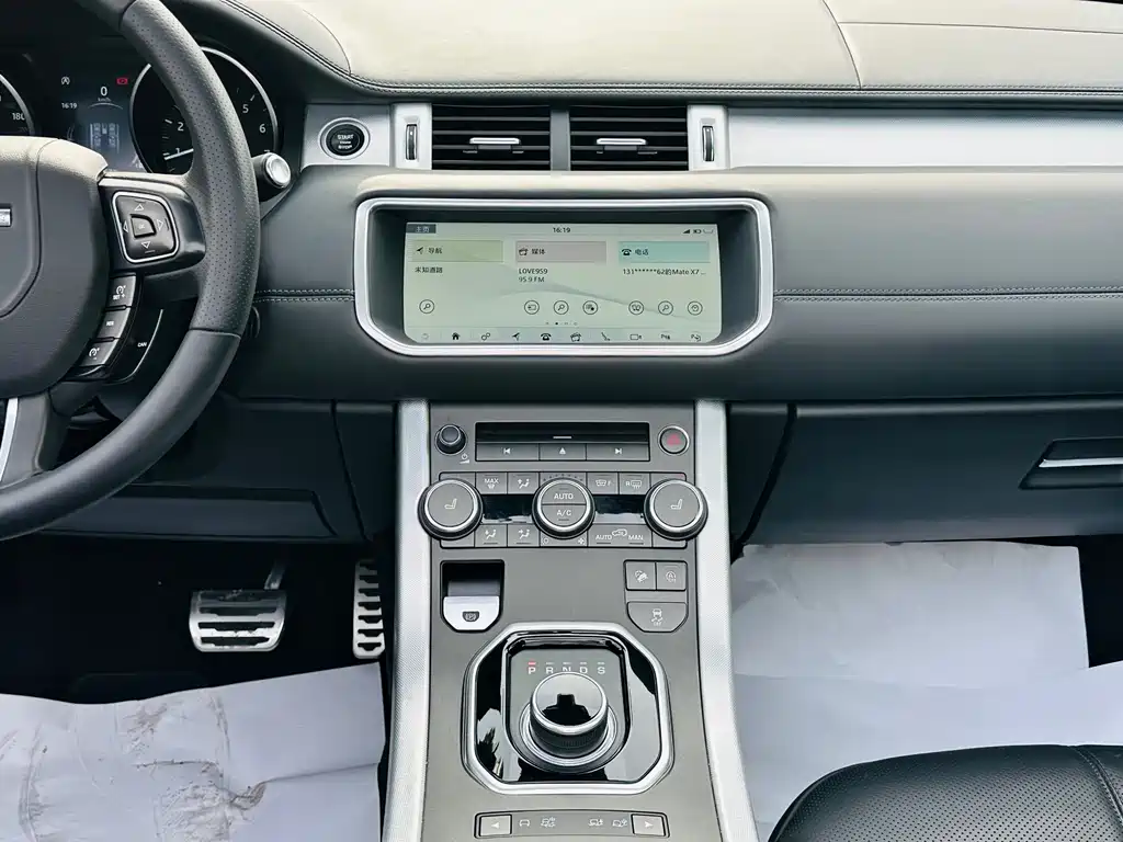 Land Rover Evoque 2019 — фото 16