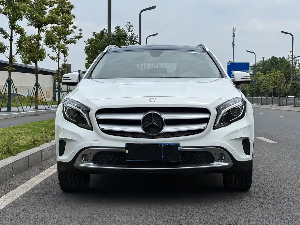 Mercedes-Benz GLA 2016 — фото 2