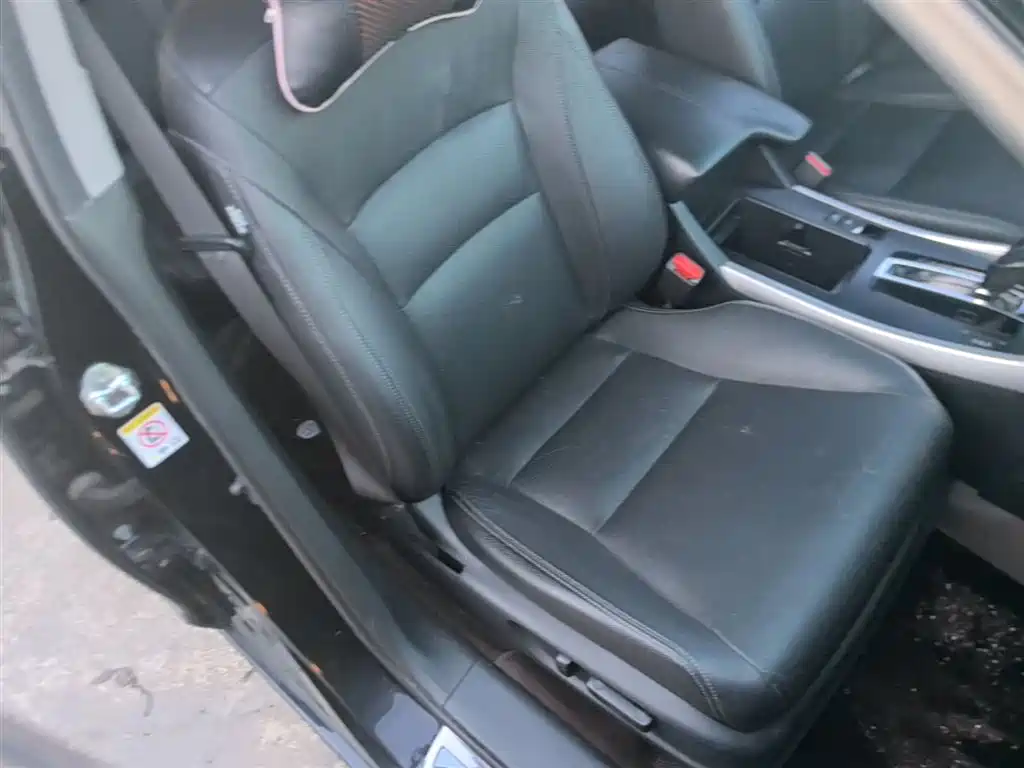 Honda Accord 2016 — фото 25