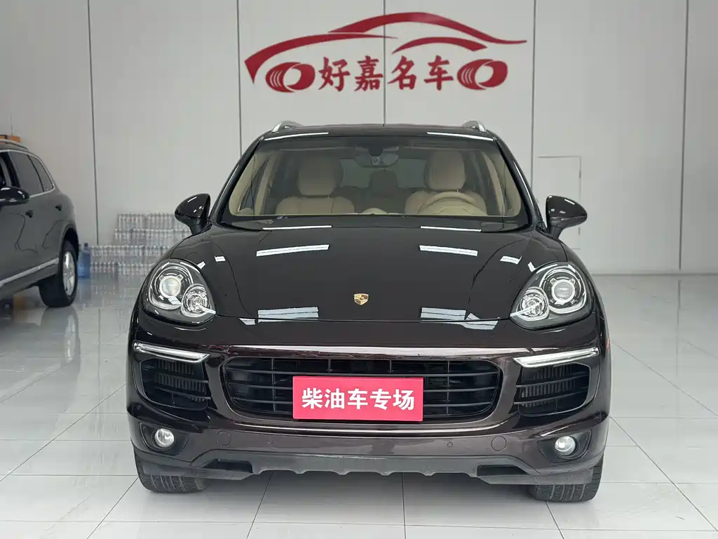 Porsche Cayenne 2015 — фото 2