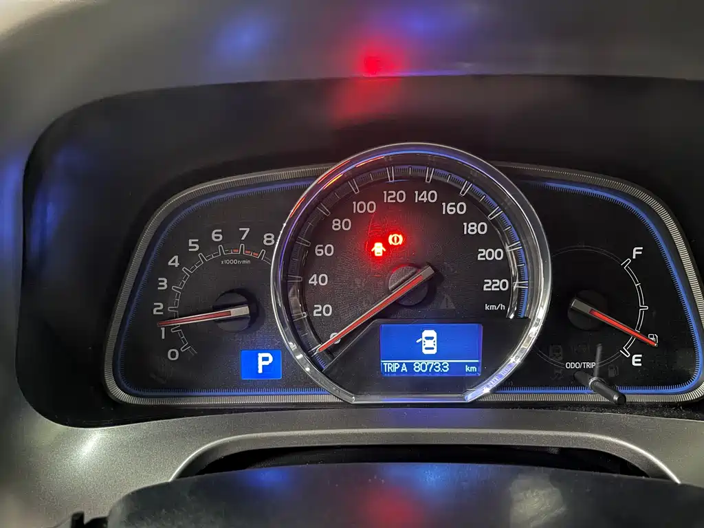 Toyota RAV4 2016 — фото 13