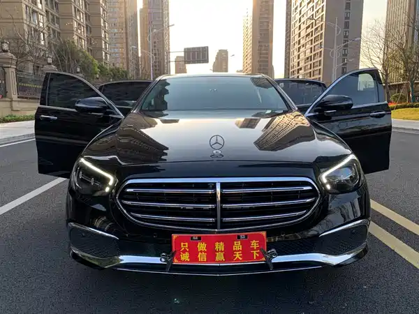 Mercedes-Benz E-Class 2023