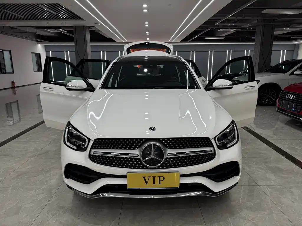 Mercedes-Benz GLC 2020 — фото 18