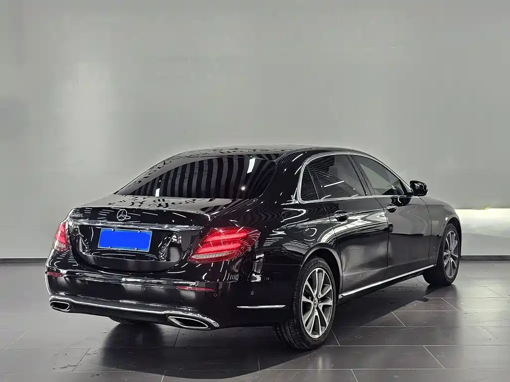 Mercedes-Benz E-Class 2019 — фото 3