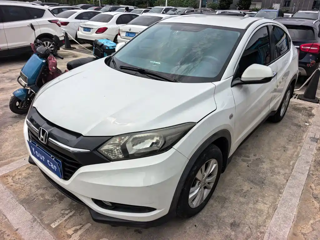 Honda Vezel 2016