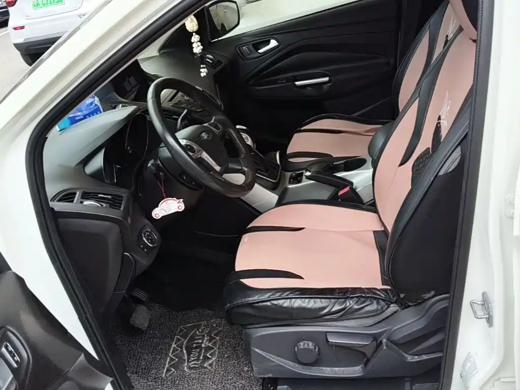 Ford Kuga 2014 — фото 15
