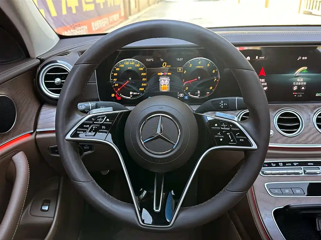 Mercedes-Benz E-Class 2021 — фото 12