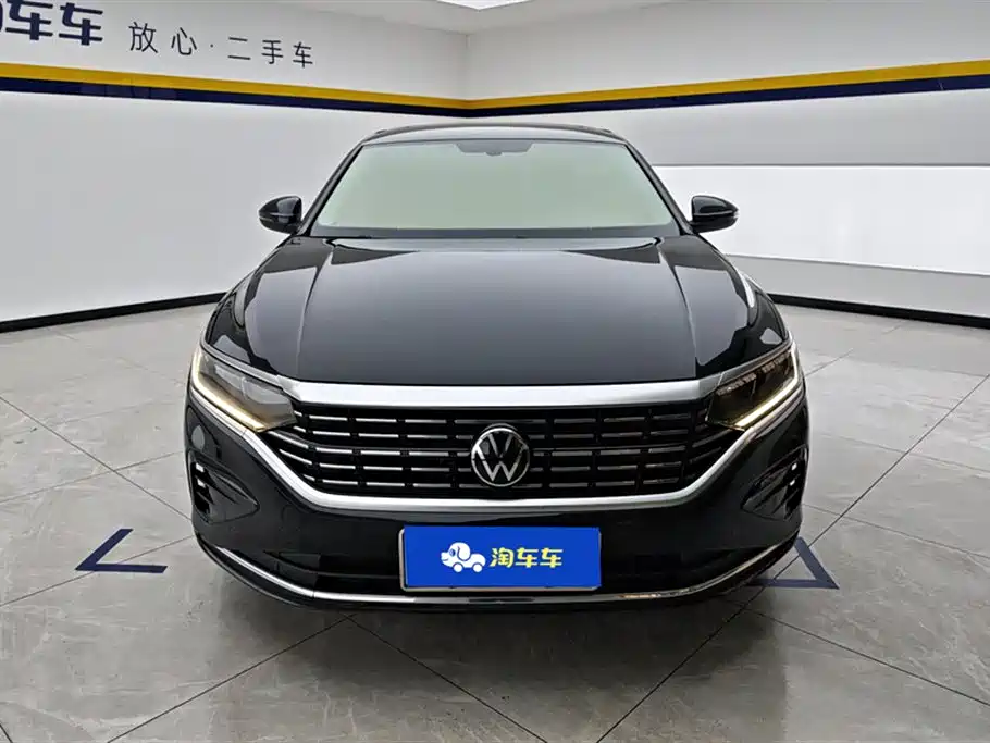 Volkswagen Passat 2022