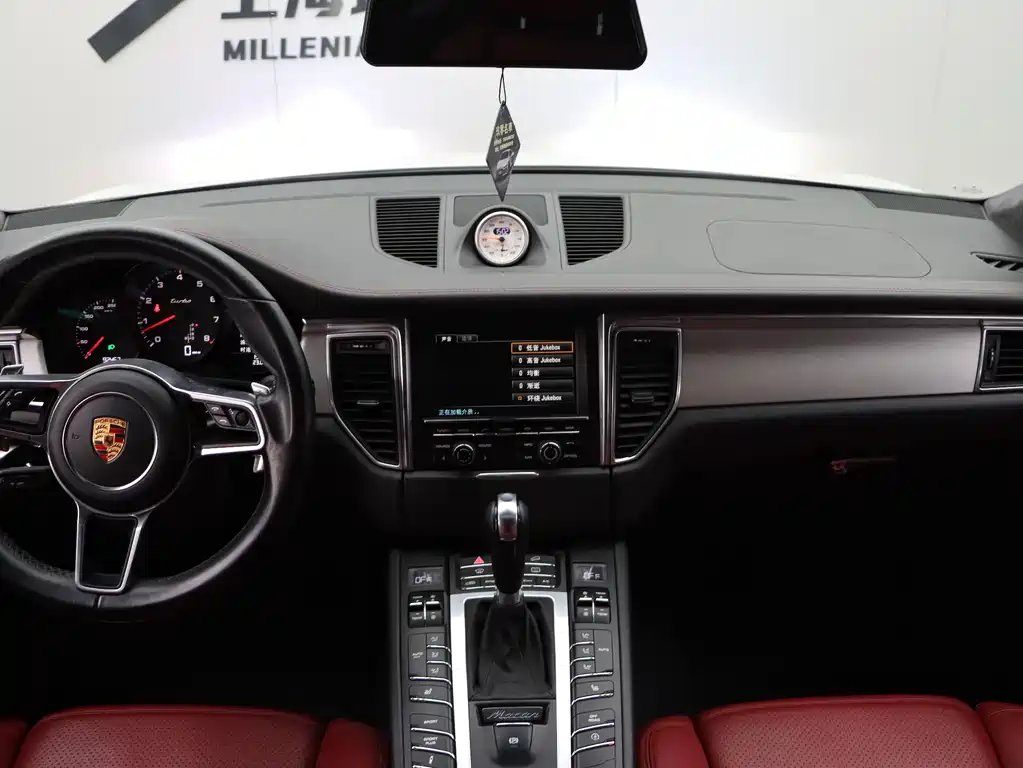 Porsche Macan 2014 — фото 16