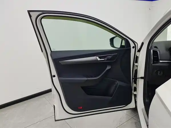 Skoda Karoq 2021