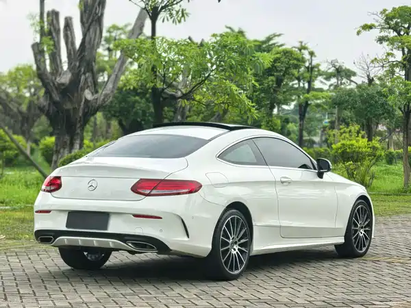 Mercedes-Benz C-Class 2016