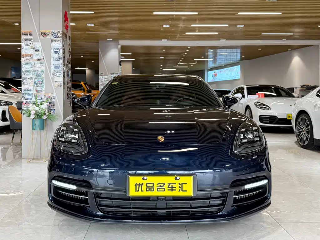 Porsche Panamera Hybrid 2018 — фото 2