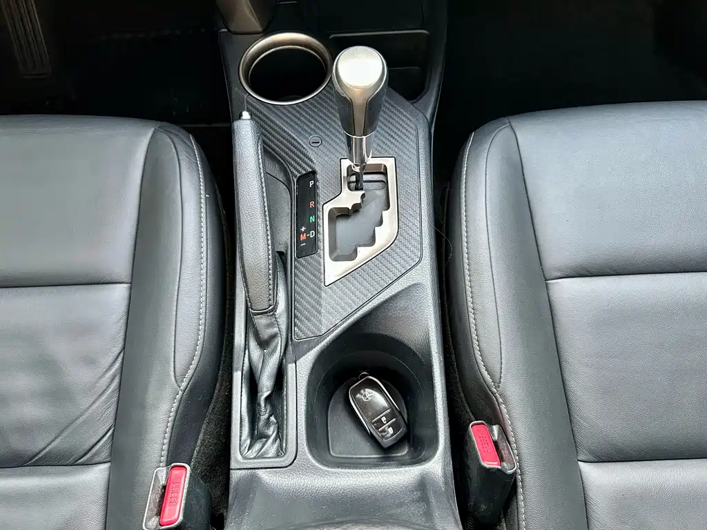 Toyota RAV4 2014 — фото 16