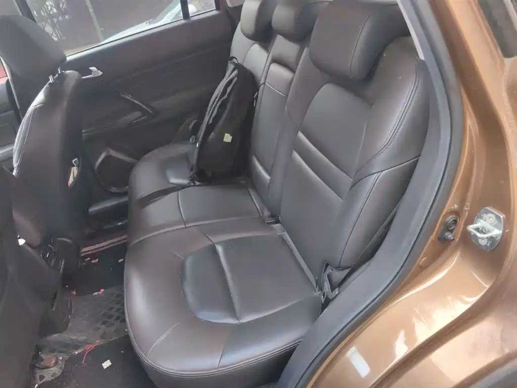 GAC Motor Trumpchi GS4 2017 — фото 15