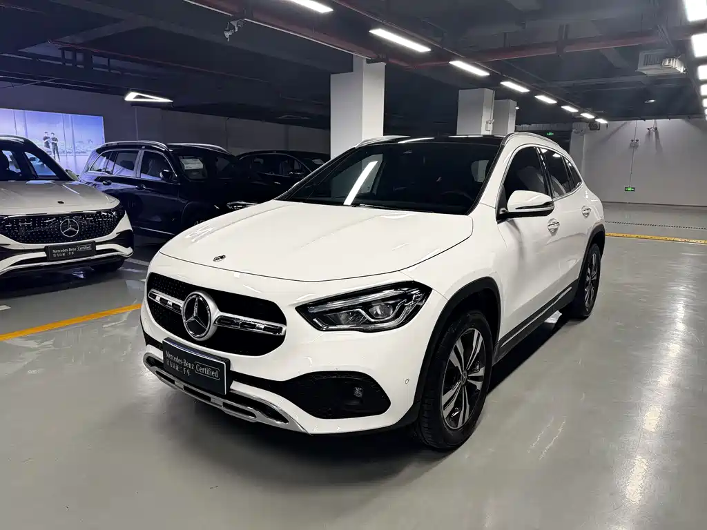 Mercedes-Benz GLA 2022 — фото 1