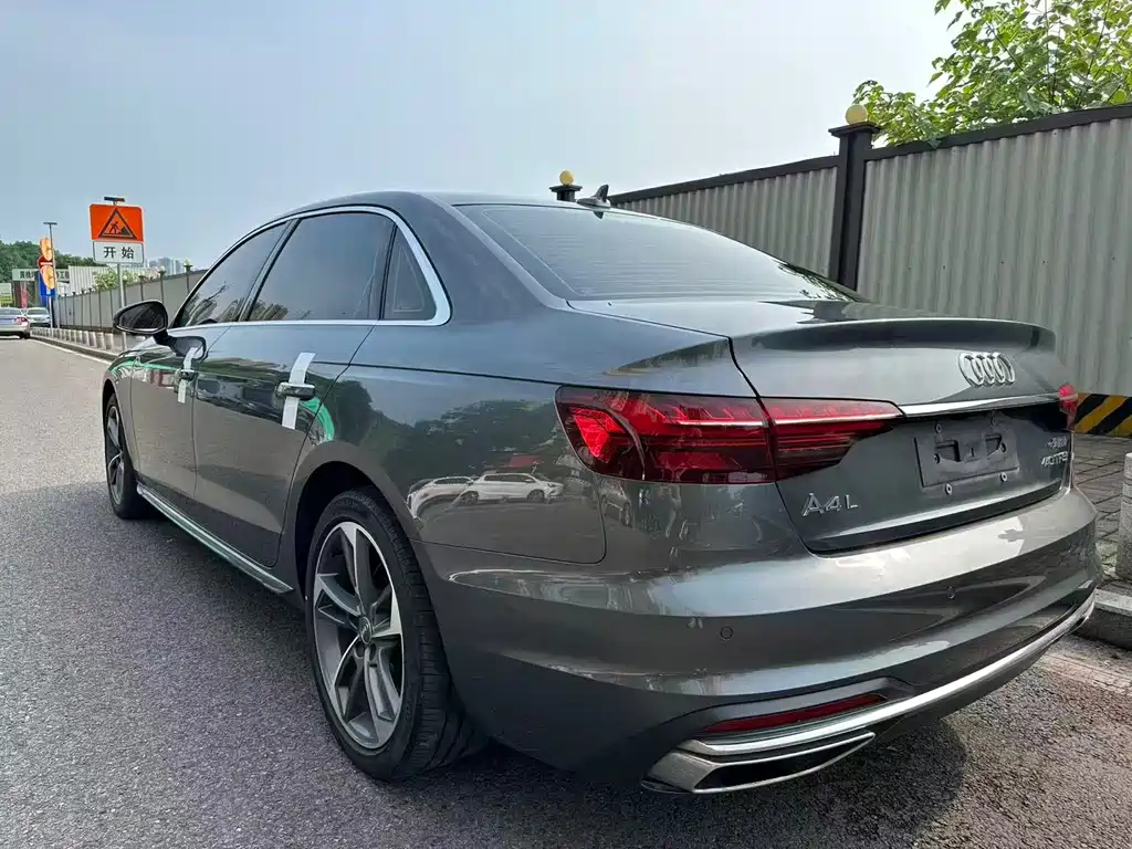 Audi A4L 2020 — фото 5