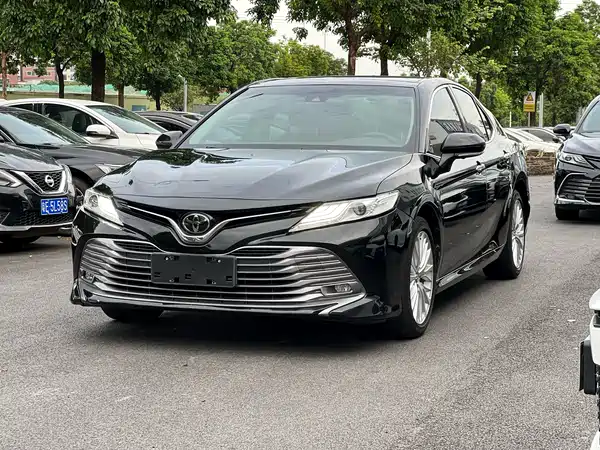 Toyota Camry 2019