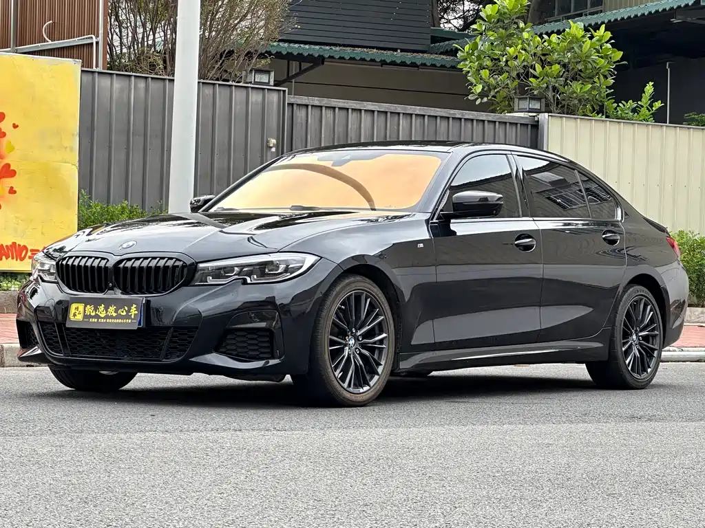 BMW 3 Series 2020 — фото 1