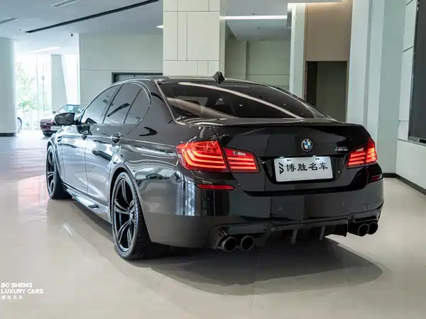 BMW M5 2014
