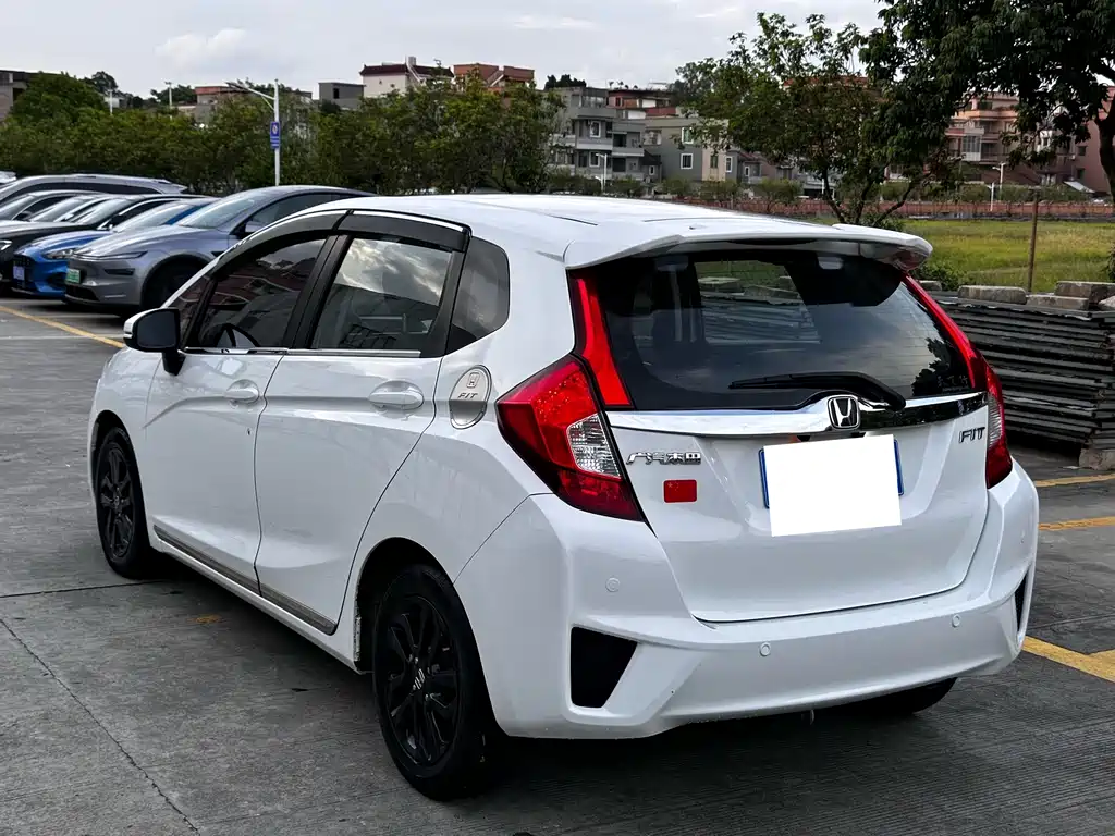 Honda Fit 2015