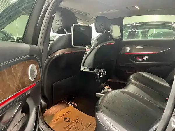 Mercedes-Benz E-Class 2016