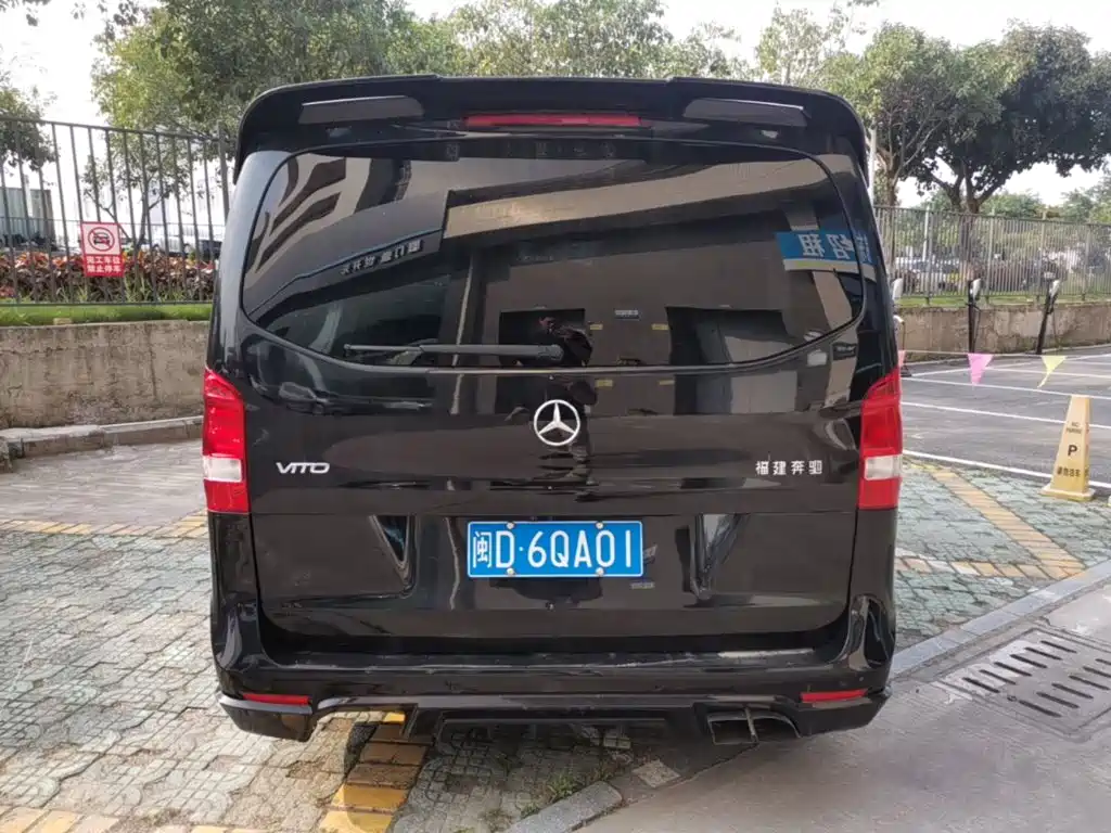 Mercedes-Benz Vito 2023 — фото 10