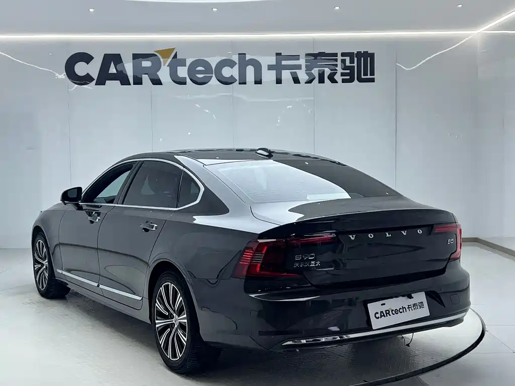 Volvo S90 2021 — фото 8
