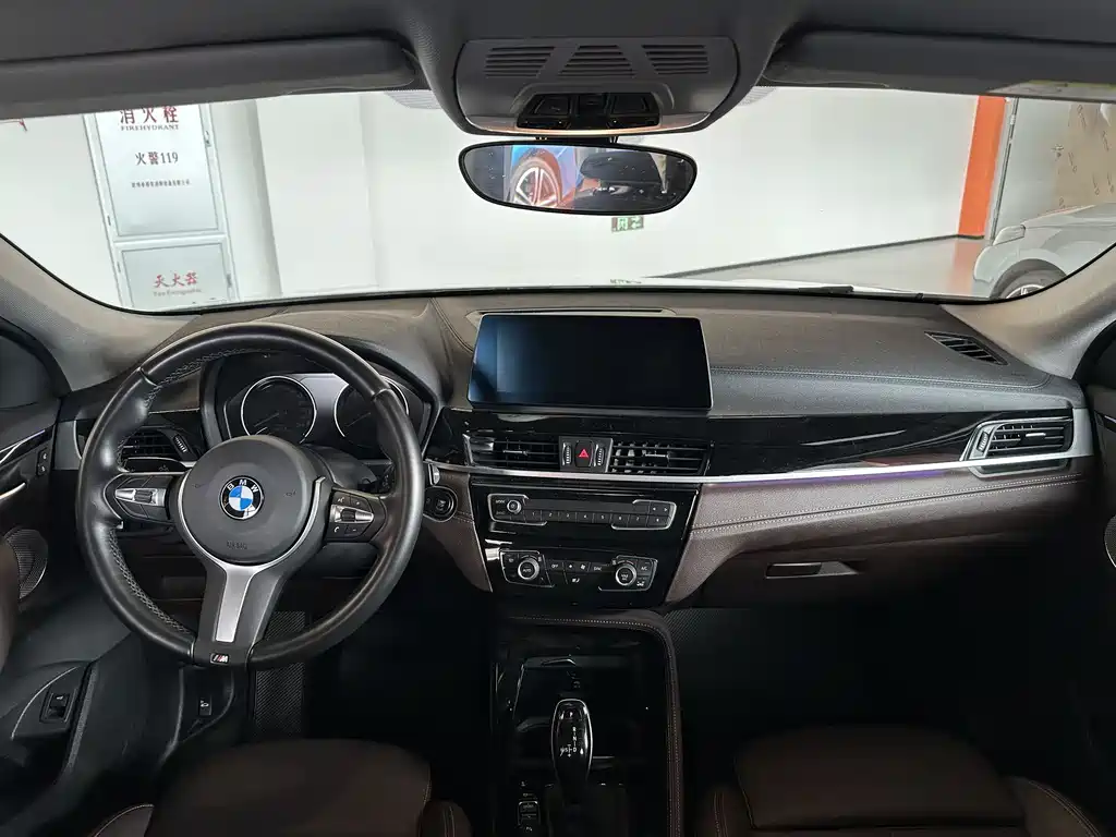 BMW X2 2022 — фото 9