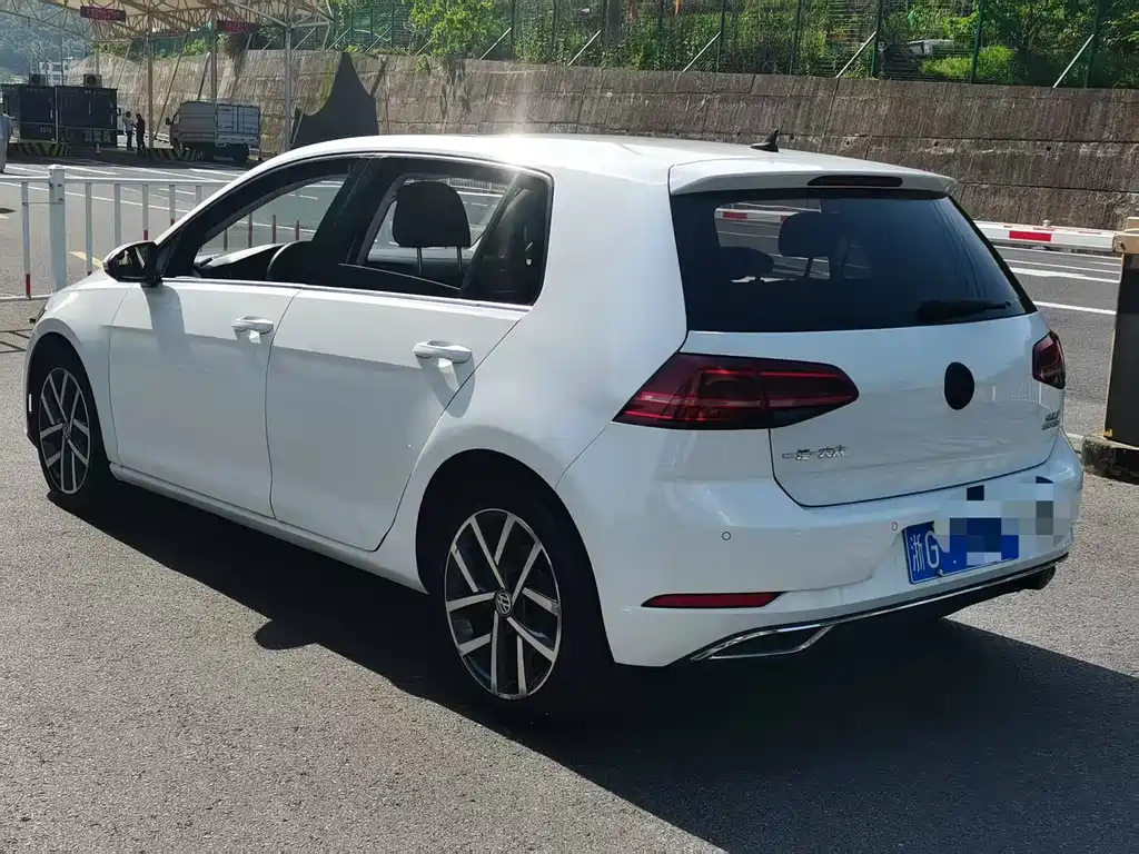 Volkswagen Golf 2020