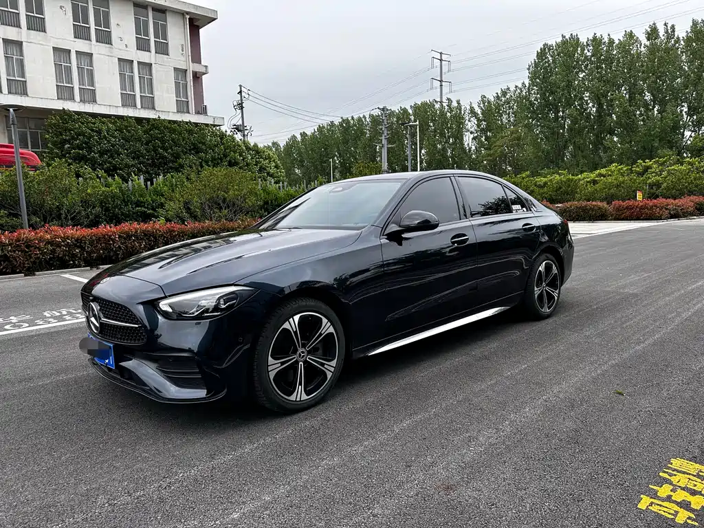 Mercedes-Benz C-Class 2022 — фото 3