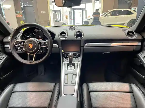 Porsche 718 2018